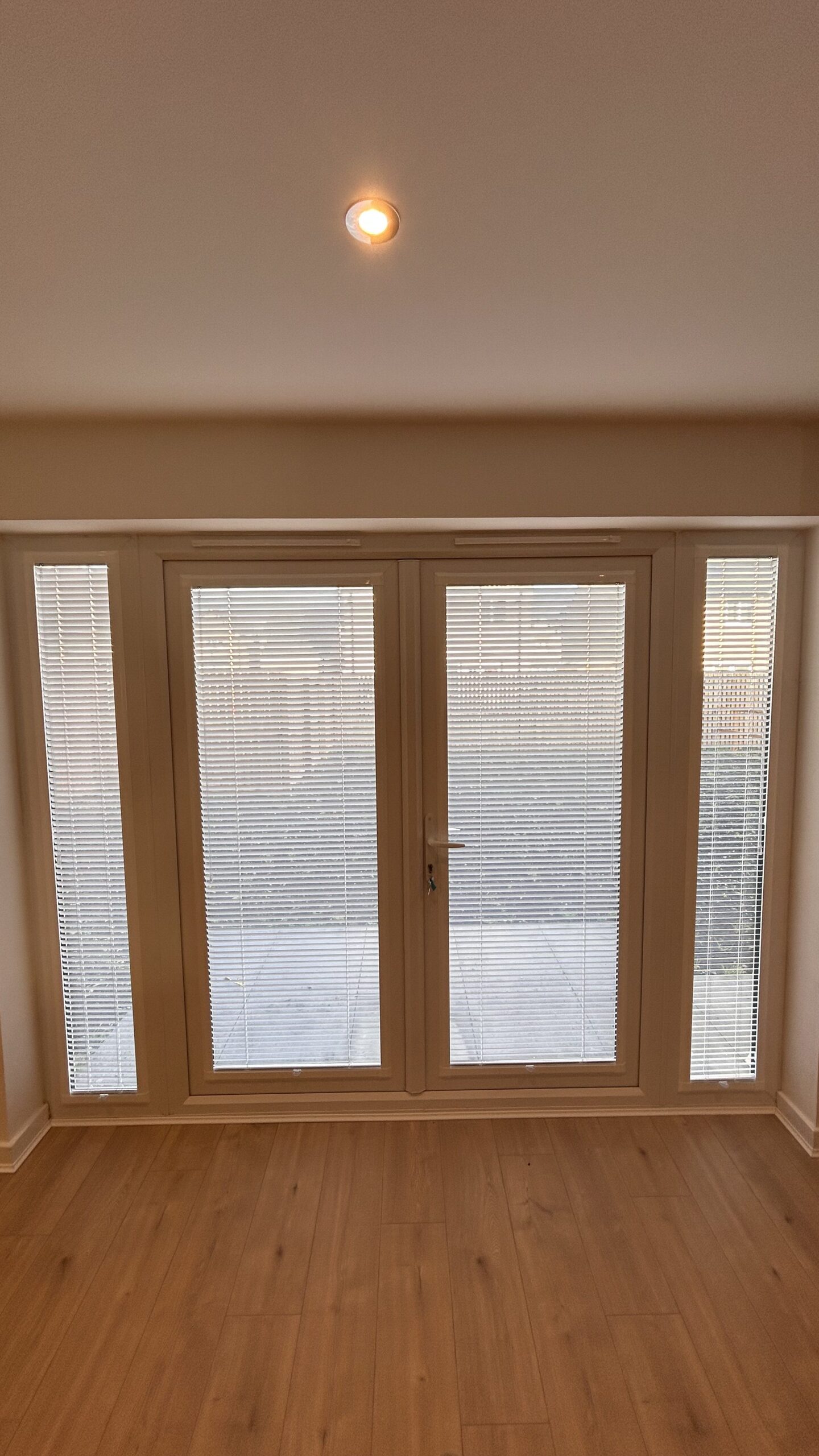 Perfect fit venetian blinds installed edinburgh